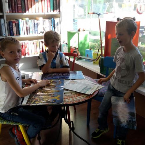 Besuch öffentliche Bücherei 2. Klasse