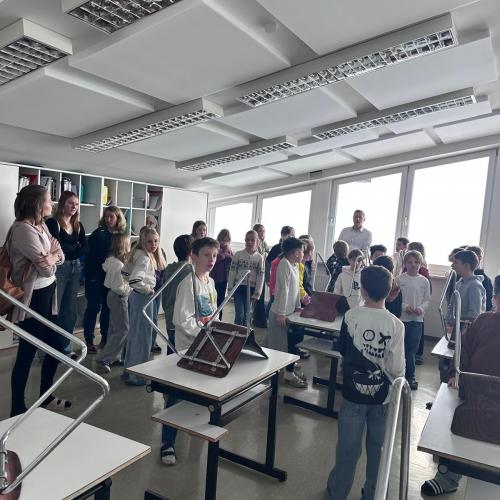 Besichtigung der Schule