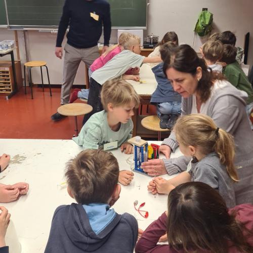 Kinder beim Workshop
